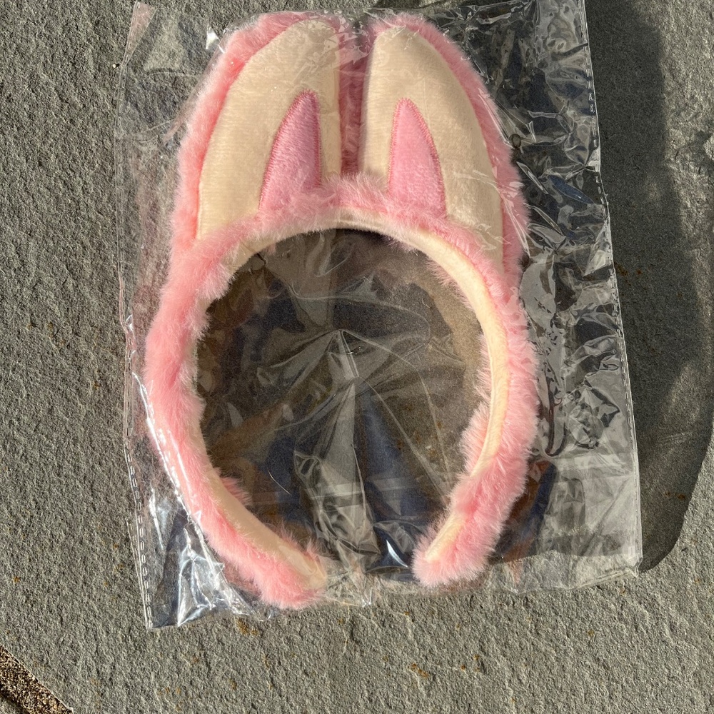Labubu fur ears headband (PINK AND BLUE LEFT)